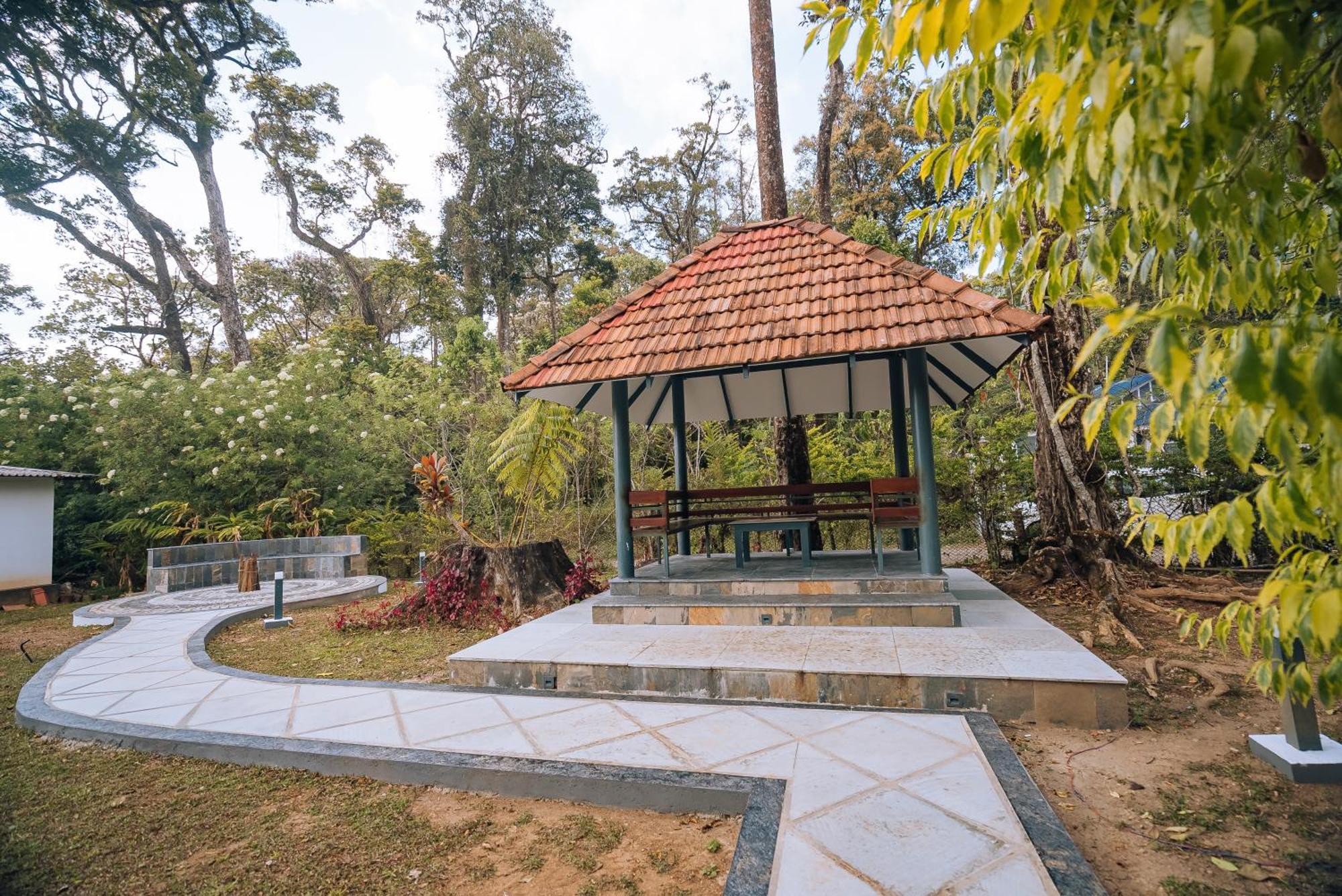 Elixir Woods Luxury Resort And Spa, Munnar Exterior foto